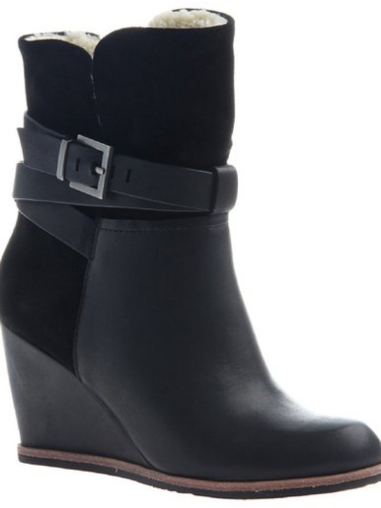 Nicole black wedge leather bootie wedged heel size 9 shearling lined yasmina
